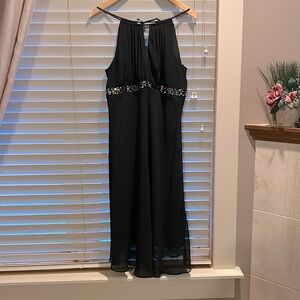 Party dress evening flowy lined elegant